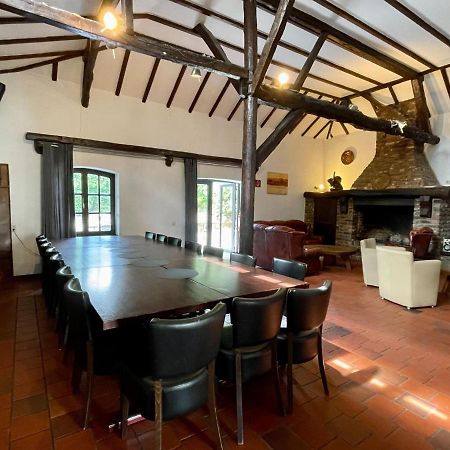 Magnificent Farmhouse In Sint Joost ภายนอก รูปภาพ