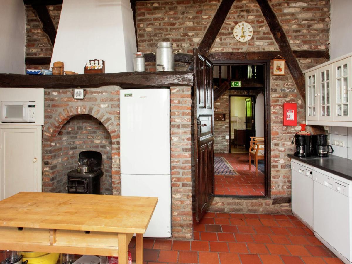 Magnificent Farmhouse In Sint Joost ภายนอก รูปภาพ