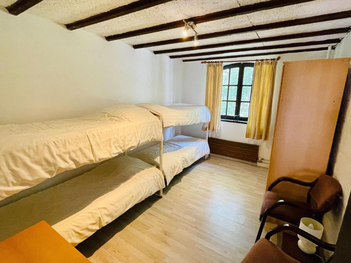 Magnificent Farmhouse In Sint Joost ภายนอก รูปภาพ
